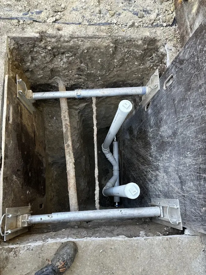 Experienced plumber completing Gas Line Repair work in Onondaga